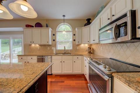 17221 Hilltop Rdg, Eureka, MO 63025 photo 16