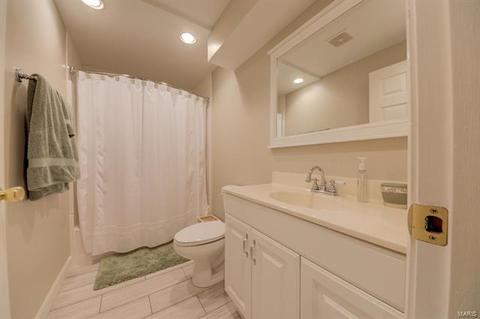 17221 Hilltop Rdg, Eureka, MO 63025 photo 33