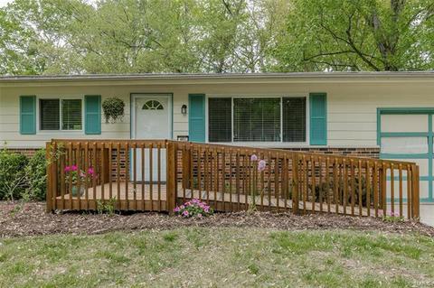 401 Williams Dr, Eureka, MO 63025 photo 2
