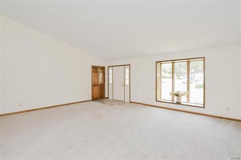 711 De Soto Ln, Weldon Spring, MO 63304 photo 5