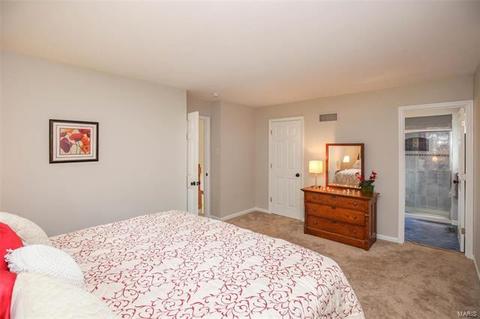 810 Weatherwood Dr, Manchester, MO 63021 photo 11