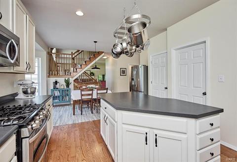 629 Thornridge Dr, O'fallon, MO 63368 photo 18