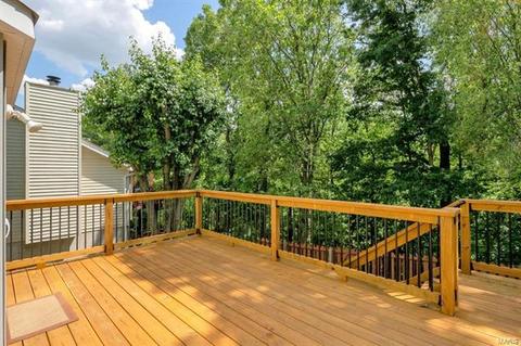 523 Rosewell Ct, Ballwin, MO 63021 photo 24