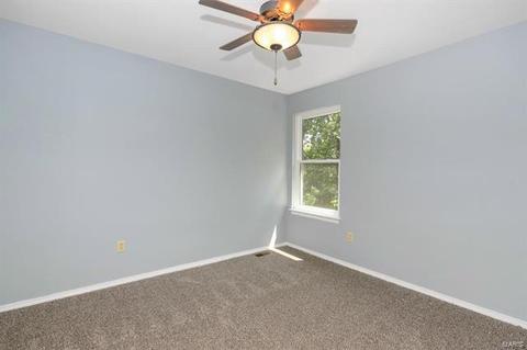 523 Rosewell Ct, Ballwin, MO 63021 photo 17