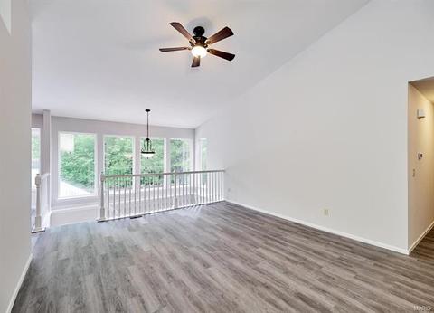 712 Emerald Oaks Ct, Eureka, MO 63025 photo 3