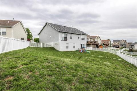 94 Tisbury Ct, O'fallon, MO 63366 photo 14