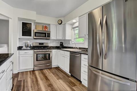 706 Cordes St, O'fallon, MO 63366 photo 10