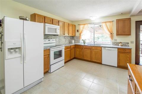 247 Braeshire Dr, Ballwin, MO 63021 photo 14