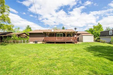 247 Braeshire Dr, Ballwin, MO 63021 photo 4