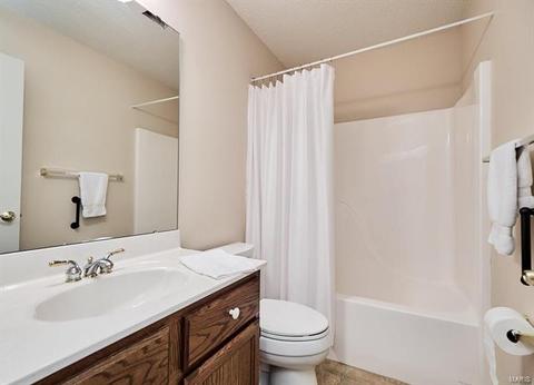 2142 Farnsworth Dr, O'fallon, MO 63368 photo 33