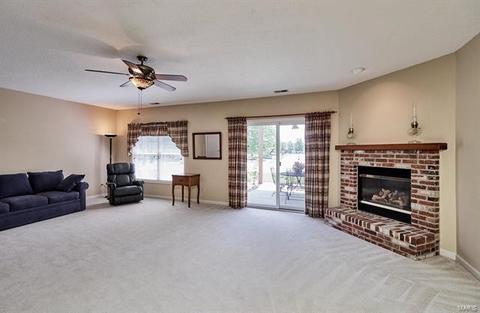2142 Farnsworth Dr, O'fallon, MO 63368 photo 6