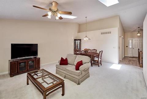 2142 Farnsworth Dr, O'fallon, MO 63368 photo 11
