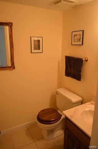 208 Carmel Woods Dr, Ellisville, MO 63021 photo 16