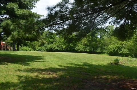 208 Carmel Woods Dr, Ellisville, MO 63021 photo 3