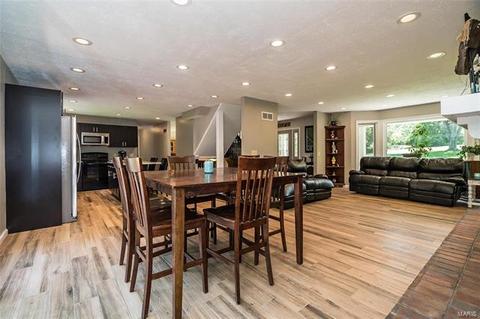 806 Forest Acres, O'fallon, MO 63366 photo 9