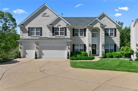 1539 Dietrich Glen Dr, Ballwin, MO 63021 photo 1