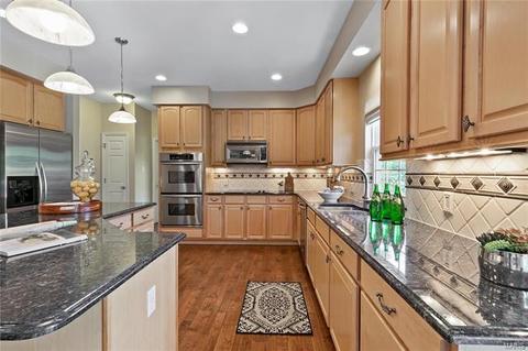 1539 Dietrich Glen Dr, Ballwin, MO 63021 photo 13