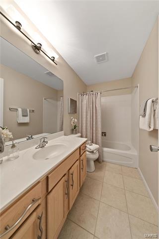 1539 Dietrich Glen Dr, Ballwin, MO 63021 photo 29