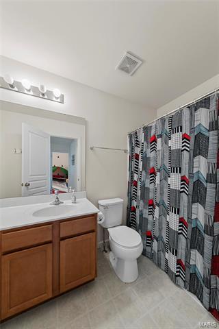 519 Parkgate Dr, Lake Saint Louis, MO 63367 photo 22
