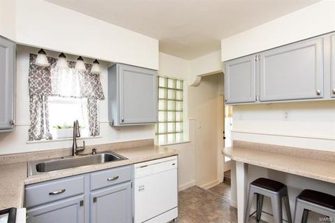3 Springbrook Pl, Saint Louis, MO 63119 photo 7