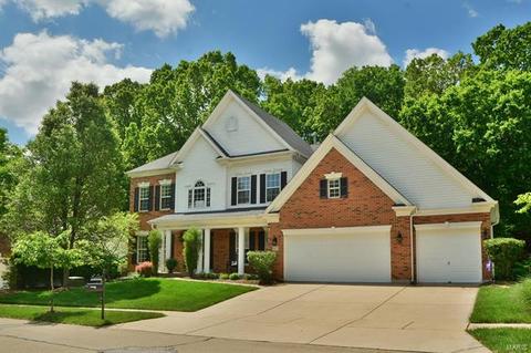 873 Castle Pines Dr, Ballwin, MO 63021 photo 2