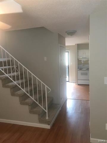 845 Portsdown Rd, Ballwin, MO 63011 photo 5