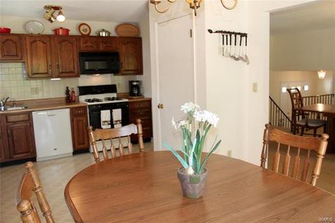 11700 Benedetta Dr, Bridgeton, MO 63044 photo 12