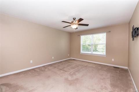 560 Springhurst, O'fallon, MO 63368 photo 7