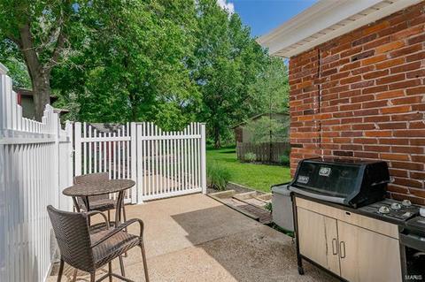 7 Wayfarer Ct, Manchester, MO 63021 photo 6
