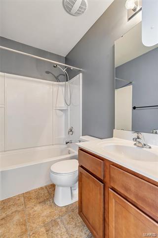 308 Shady Rock Ln, O'fallon, MO 63368 photo 16