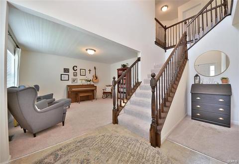 5227 Footpath Ct, Eureka, MO 63025 photo 4