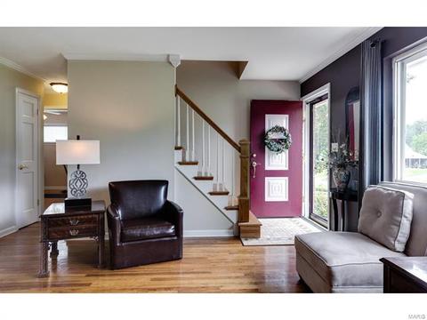 1035 Tulip Ln, Ellisville, MO 63021 photo 4
