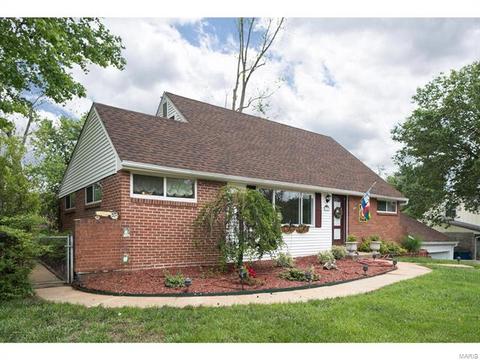 1035 Tulip Ln, Ellisville, MO 63021 photo 3