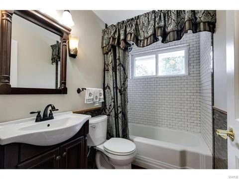 1035 Tulip Ln, Ellisville, MO 63021 photo 17