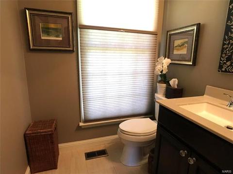 891 Burgundy, Manchester, MO 63011 photo 11