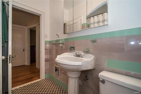 5609 Gresham Ave, Saint Louis, MO 63109 photo 23