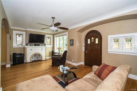 5609 Gresham Ave, Saint Louis, MO 63109 photo 5
