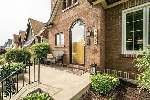 5609 Gresham Ave, Saint Louis, MO 63109 photo 3