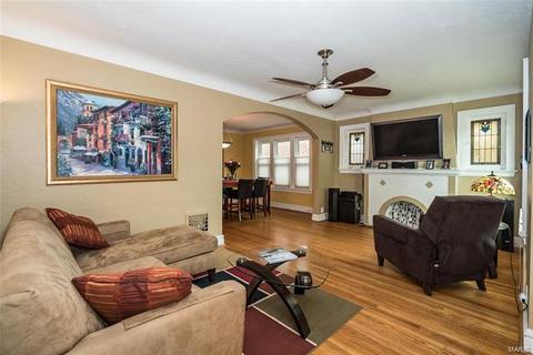 5609 Gresham Ave, Saint Louis, MO 63109 photo 4