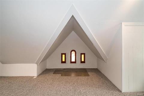 5609 Gresham Ave, Saint Louis, MO 63109 photo 32