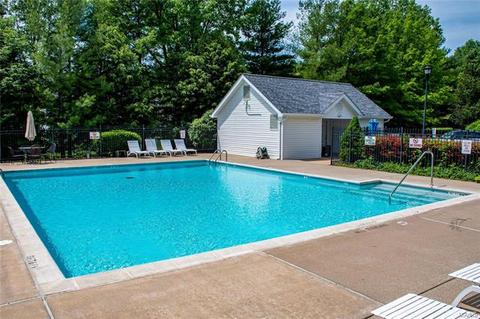 1621 Forest Spgs #A, Ballwin, MO 63021 photo 6