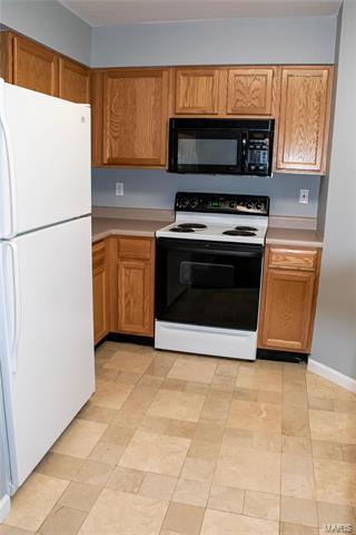 1621 Forest Spgs #A, Ballwin, MO 63021 photo 10