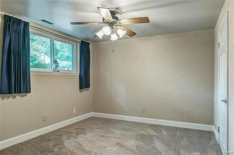 526 Spring Meadows Dr, Manchester, MO 63011 photo 13