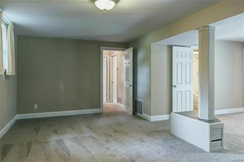 526 Spring Meadows Dr, Manchester, MO 63011 photo 14
