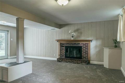 526 Spring Meadows Dr, Manchester, MO 63011 photo 15