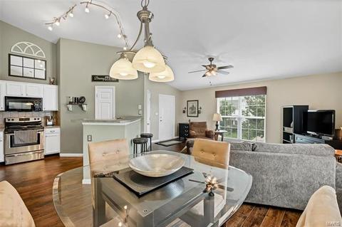 622 Homerun Dr, O'fallon, MO 63366 photo 7