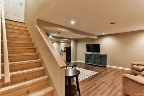 667 Waterford Ridge Dr, Ballwin, MO 63021 photo 24