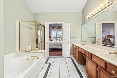 687 Bluffs View Ct, Eureka, MO 63025 photo 20