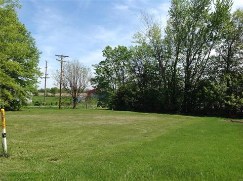 100 Joseph St, Hawk Point, MO 63349 photo 1