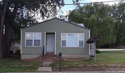 241 Front, Troy, MO 63379 photo 1